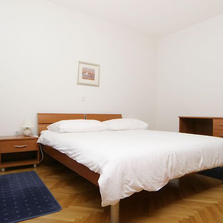 Pucisca Villa Постира Экстерьер фото